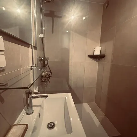 Duin 10 فندق مبيت وإفطار